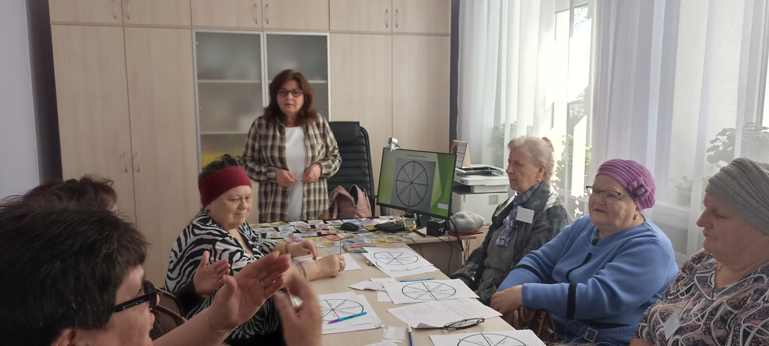 Специалисты выездной службы «Мобильный навигатор» встретились с замещающими семьями Сердобского района