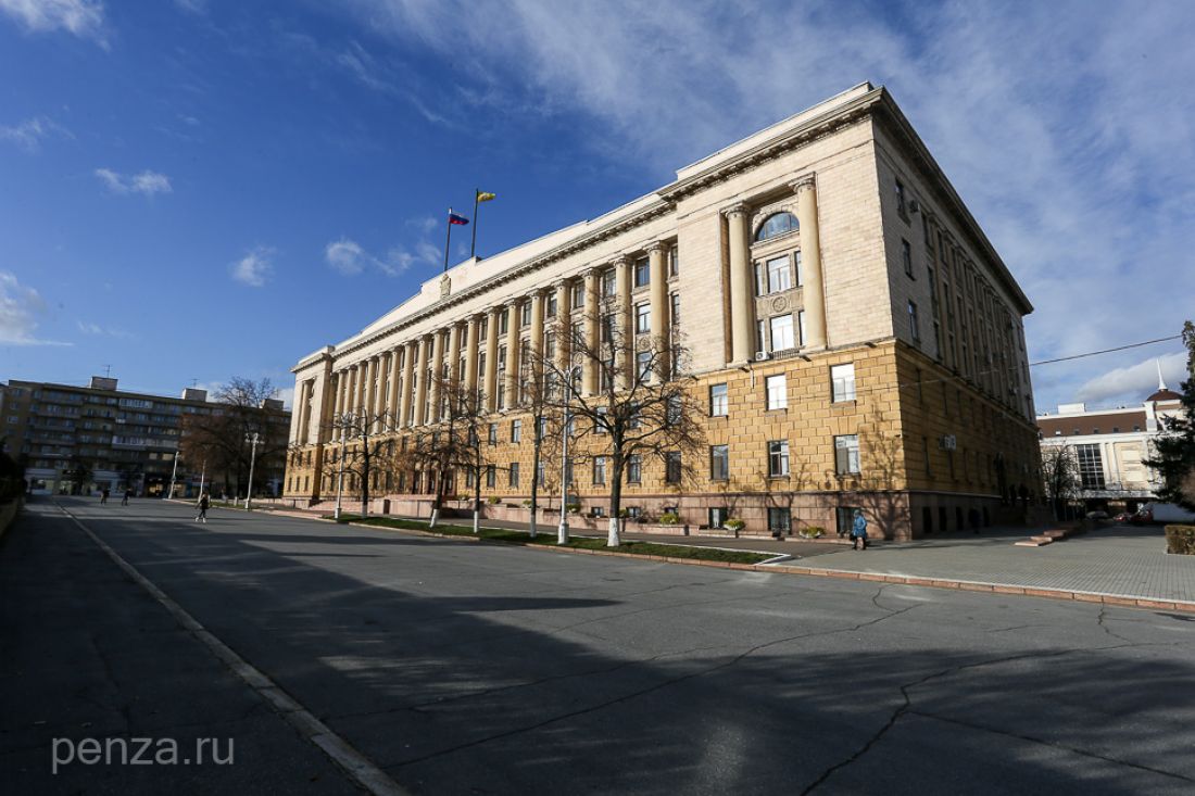 Вопросы оказания государственной социальной помощи гражданам обсудили в областном правительстве