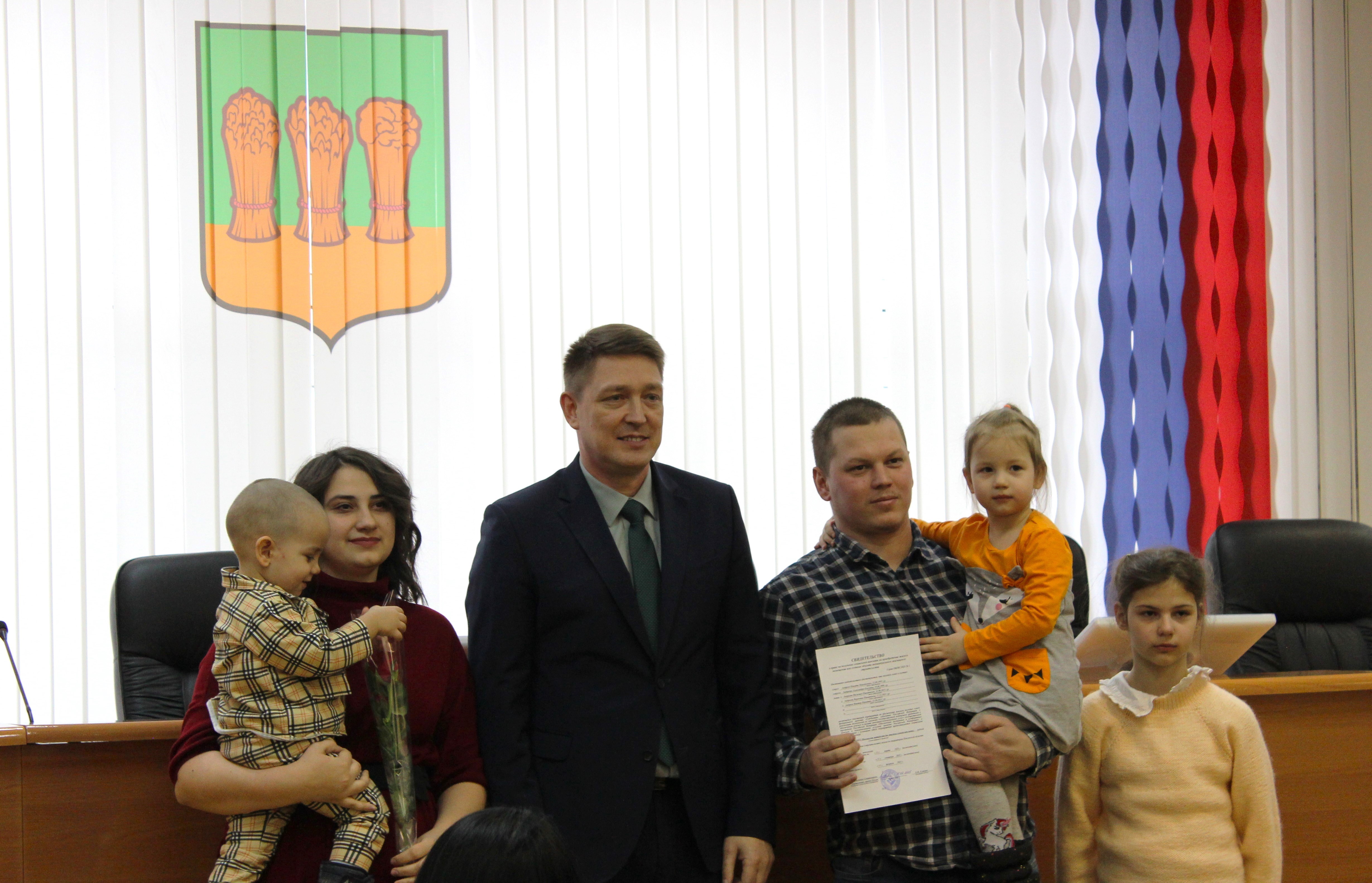 В 2025 году улучшат жилищные условия более 100 семей в возрасте до 35 лет