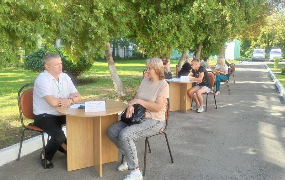 День открытых дверей прошел в комплексных центрах соцобслуживания