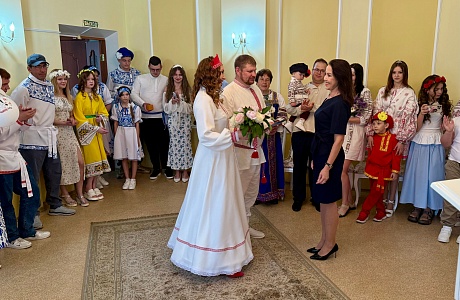 Свадебная церемония в русском народном стиле: торжественная регистрация брака по особому сценарию состоялась в Белинском районе Свадебная церемония в русском народном стиле: торжественная регистрация брака по особому сценарию состоялась в Белинском районе