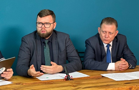 Во время прямого эфира ЦУР решено организовать на ярмарке трудоустройства площадку по трудоустройству подростков